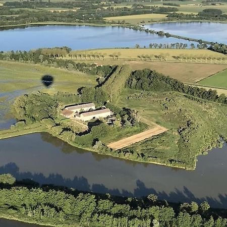Le Relais Des Cigognes Villa Marlieux Exteriör bild