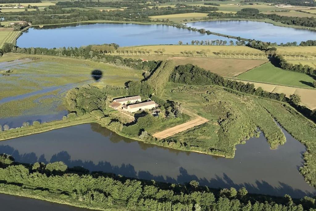 Le Relais Des Cigognes Villa Marlieux Exteriör bild